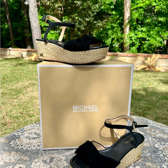 MICHAEL- Michael Kors Mid Wedges - women’s size 5.5 - Picture 9 of 15